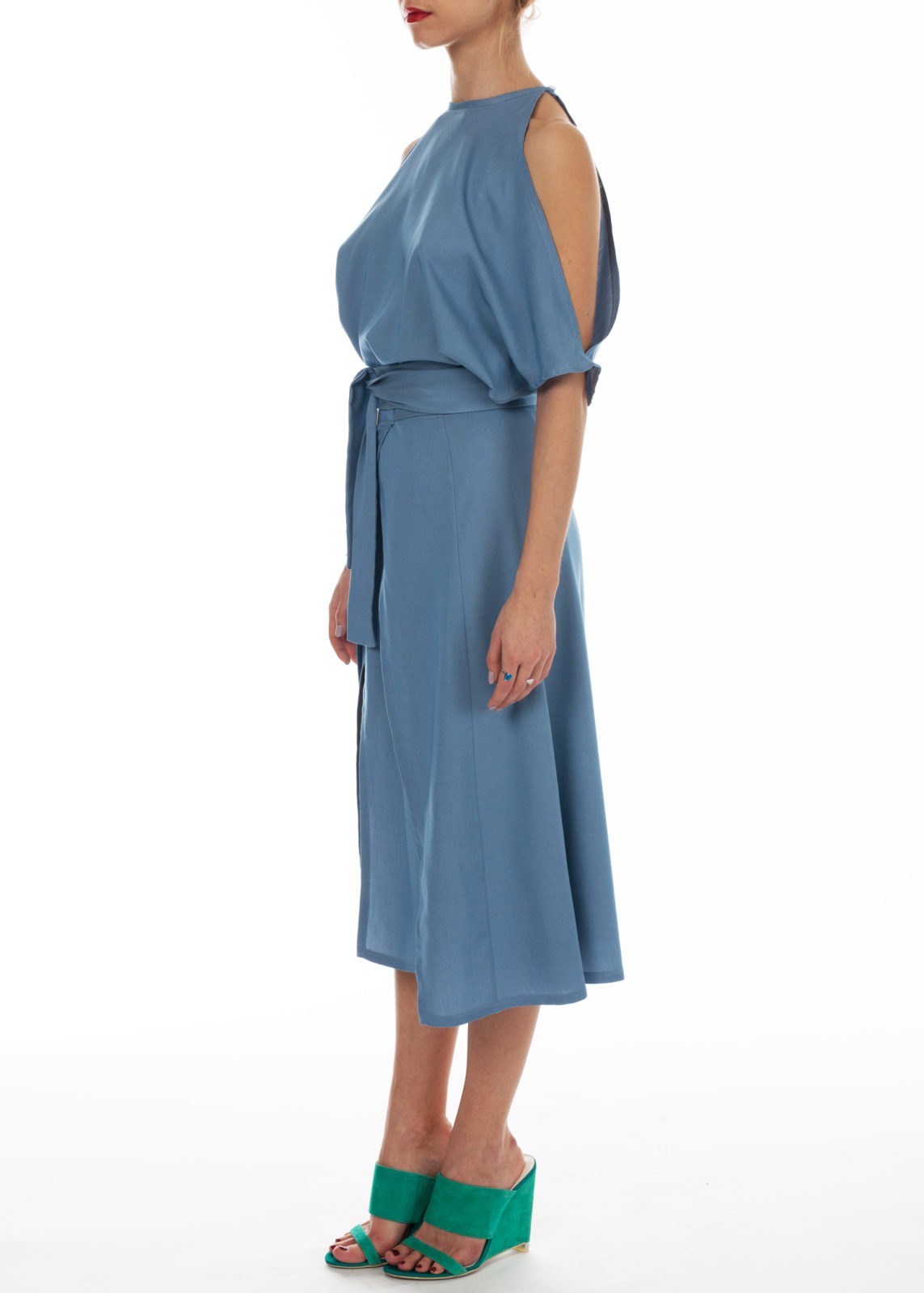 Голубое платье в греческом стиле