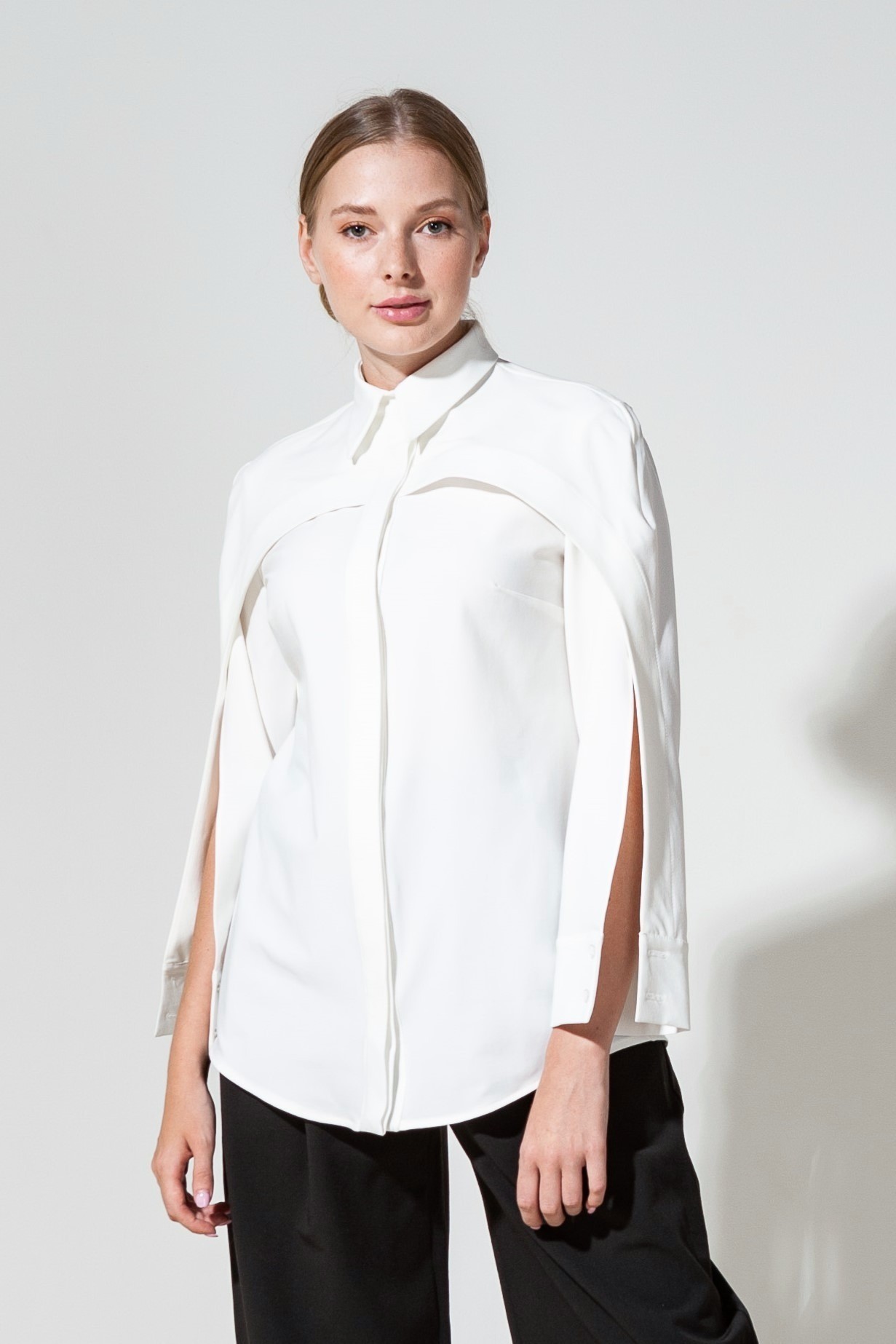 Женская белая рубашка MURMANSK