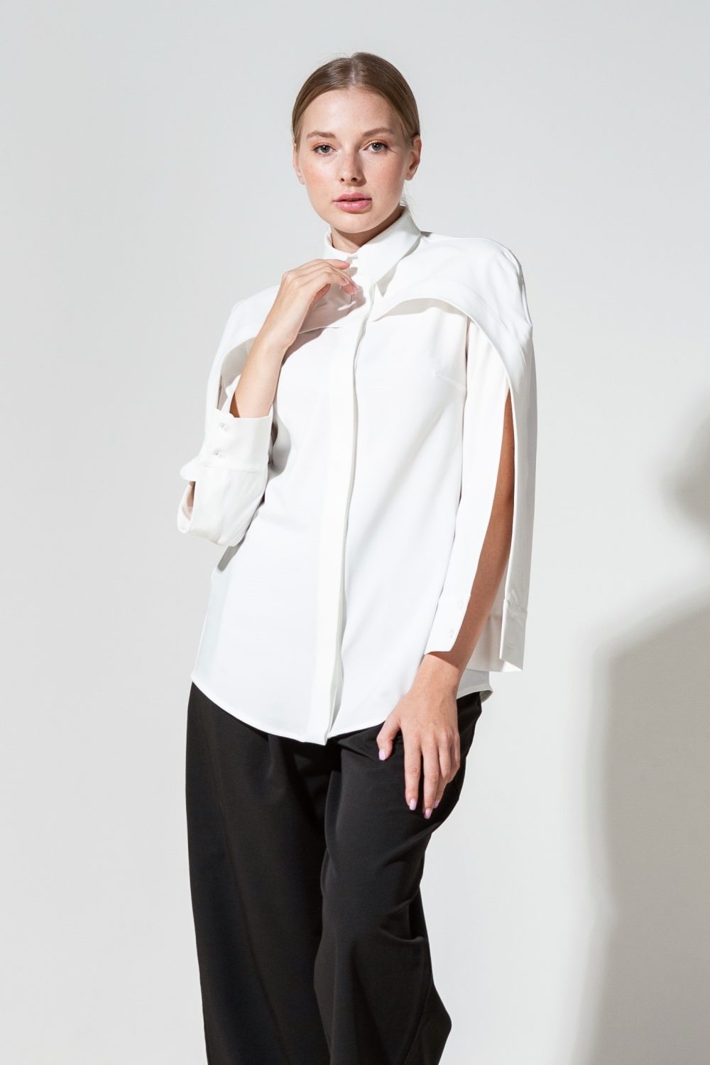 Женская белая рубашка MURMANSK